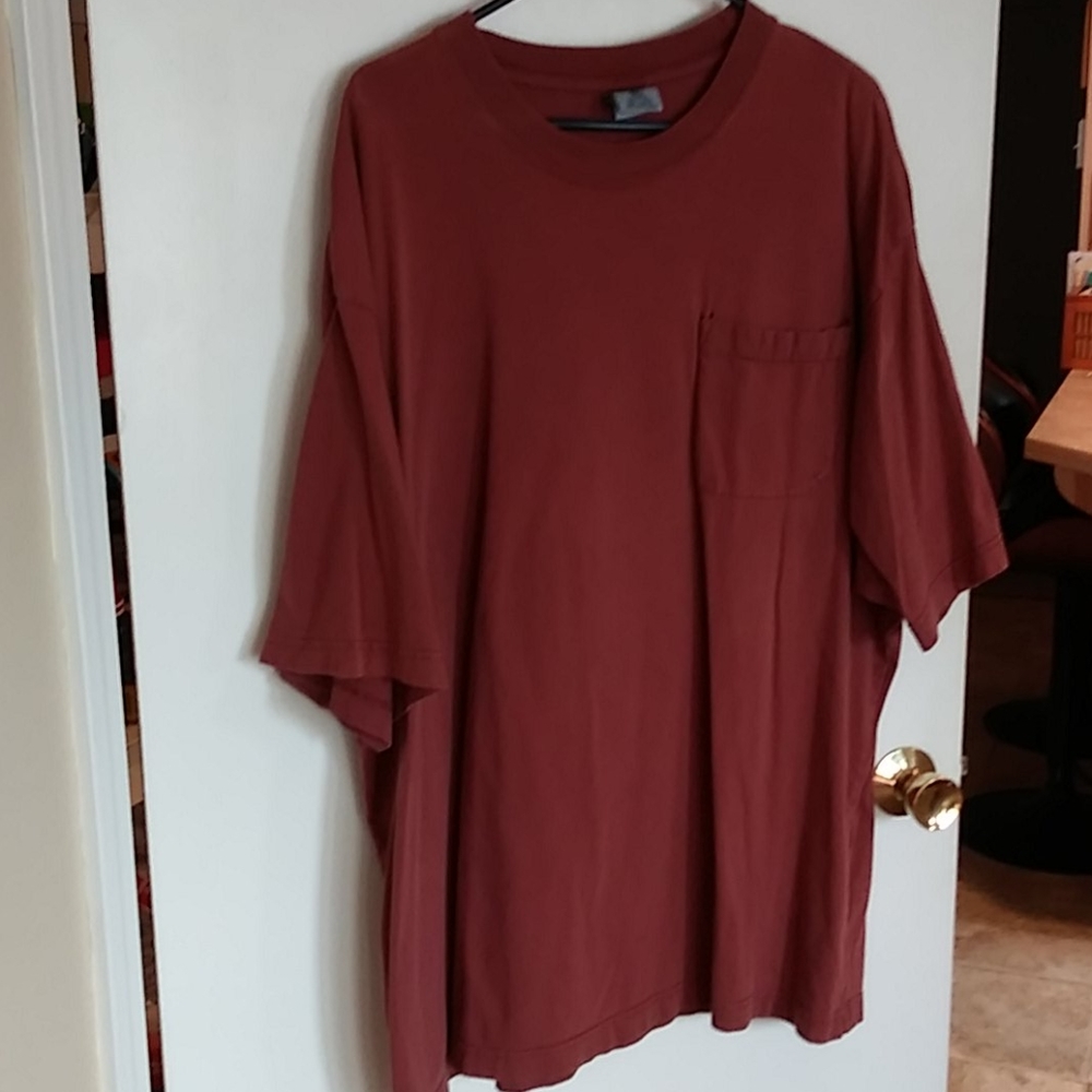 Men's T shirt